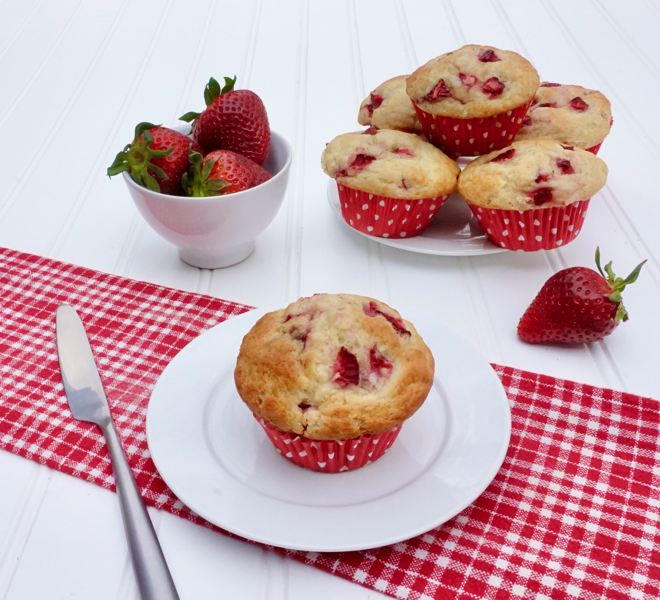 Easy No Mixer Fresh Strawberry Banana Muffins Recipe