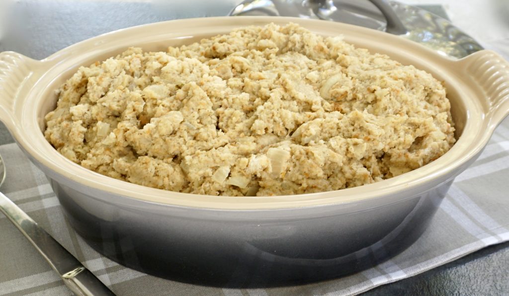 Classic Bread Stuffing with onions, sage and thyme