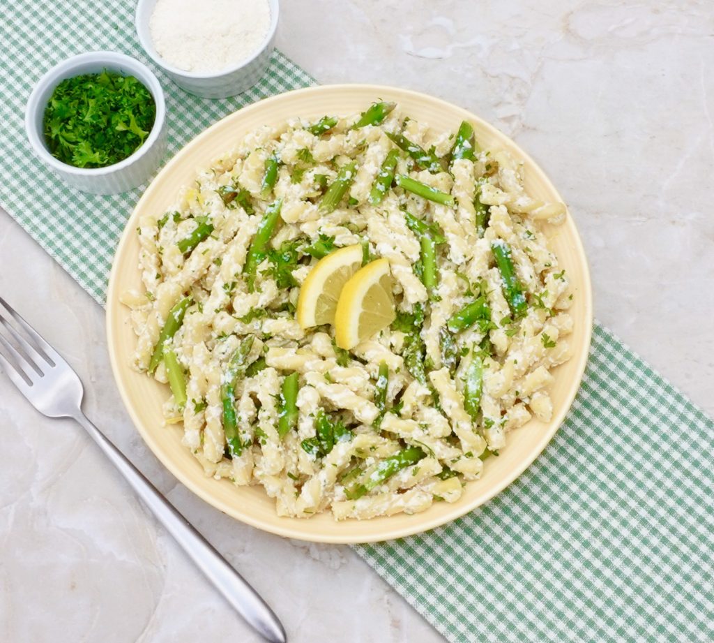 Lemon Asparagus Pasta