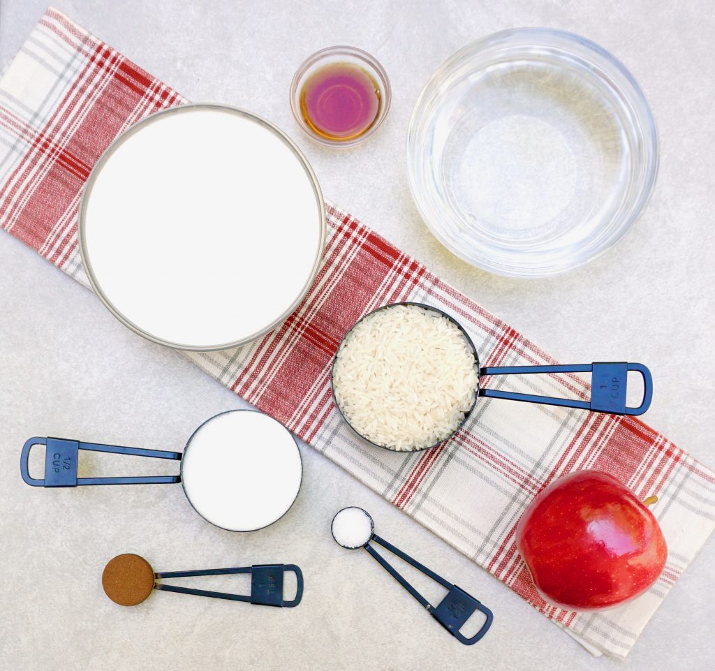 Slow Cooker Apple Cinnamon Rice Pudding