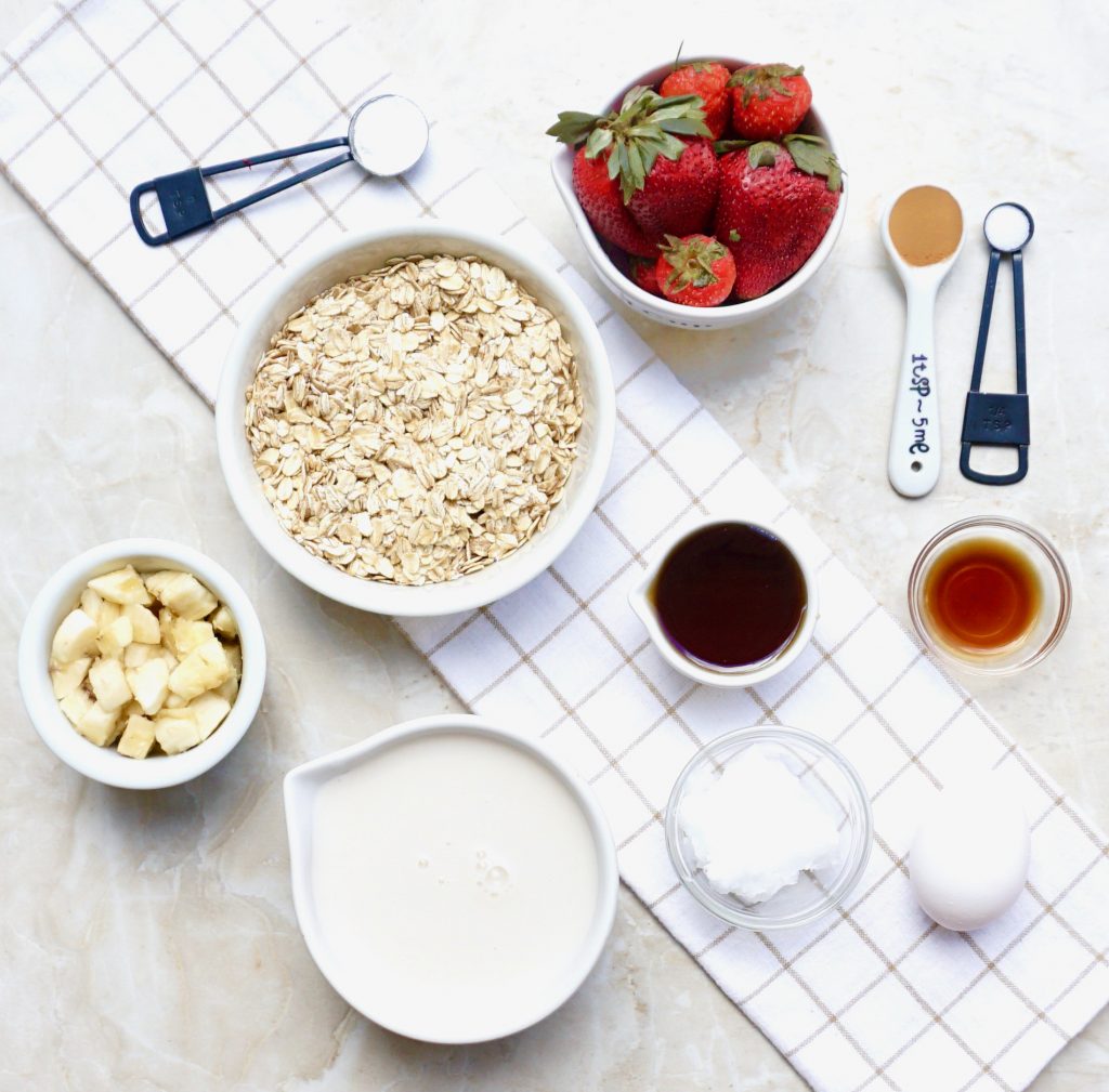 Strawberry Banana Baked Oatmeal