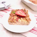 Strawberry Banana Baked Oatmeal