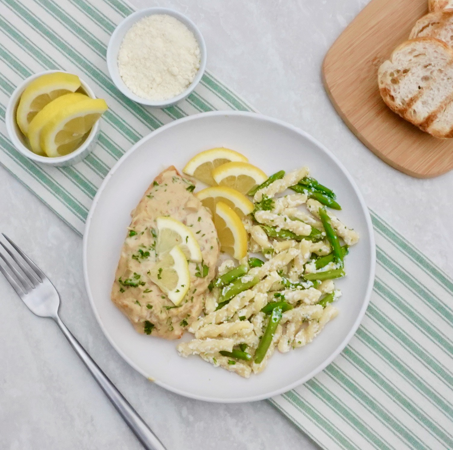 Creamy Lemon Chicken has a creamy and flavorful lemon sauce.