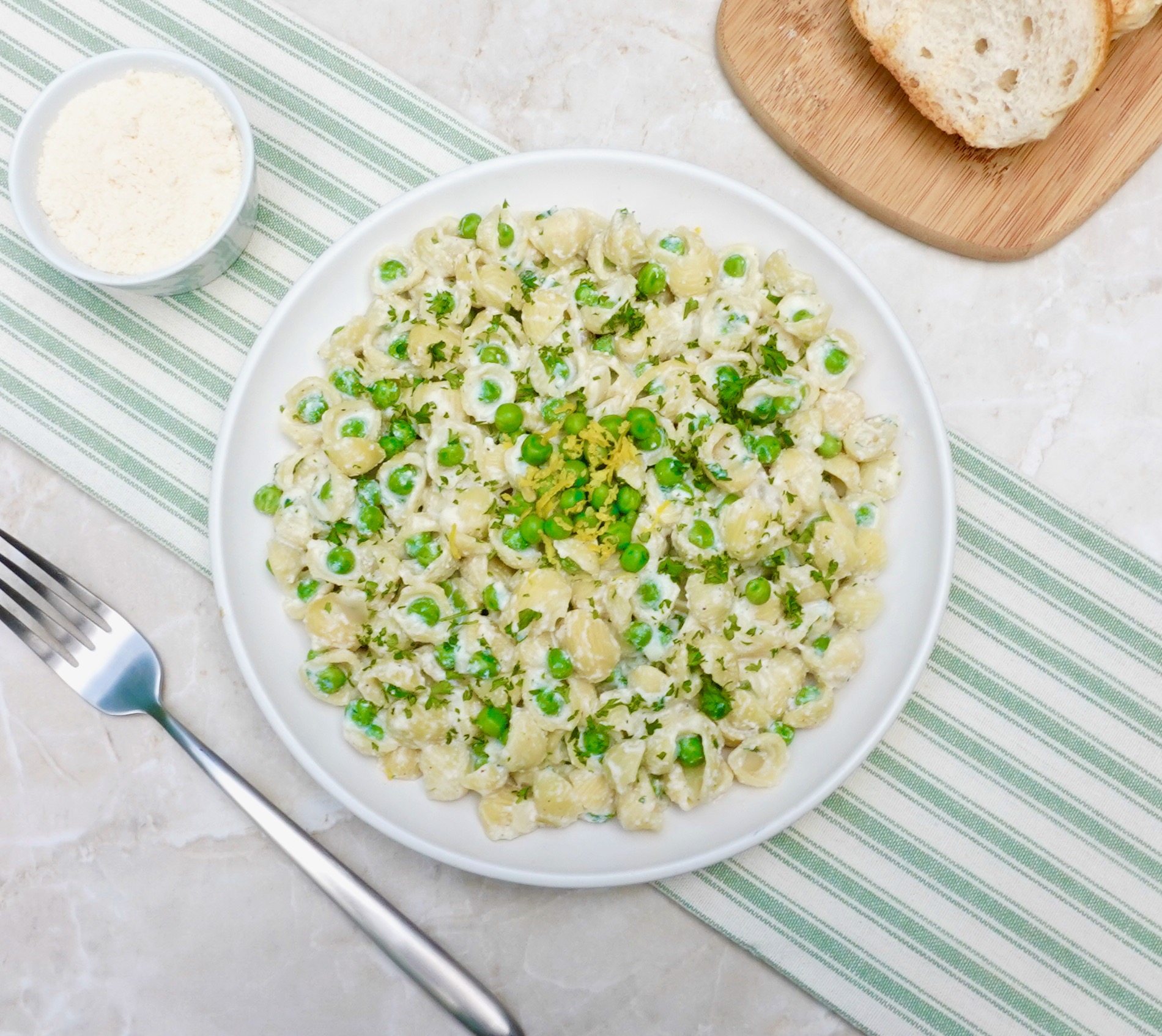 Creamy Pea Shell Pasta is an easy vegetarian pasta dish