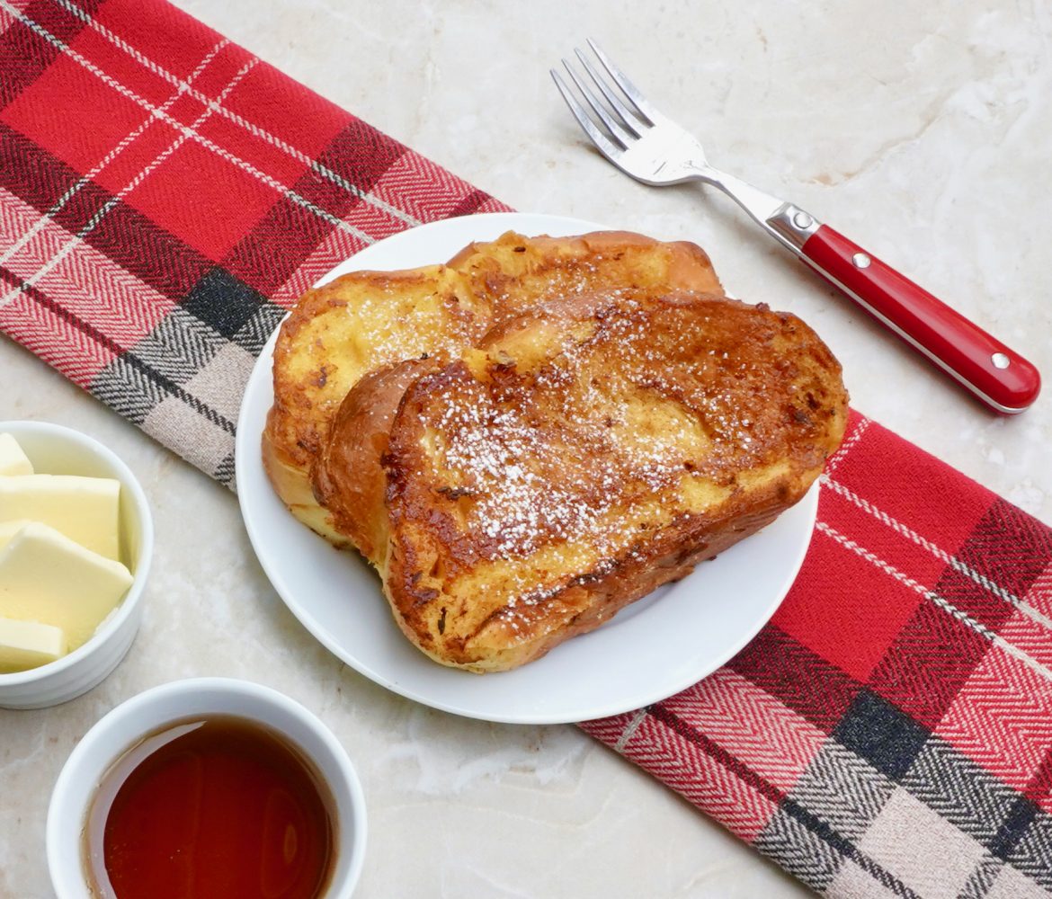 Easy Holiday Egg Nog French Toast Breakfast Recipe