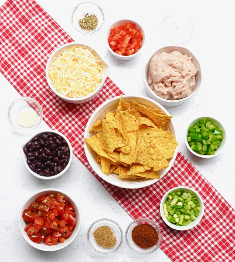 Doritos Nachos are cheesy, veggie packed and flavorful.