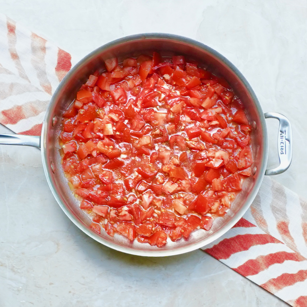 Easy Southern Table Creamed Tomatoes Gravy Recipe