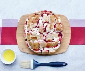 Cranberry Brie Pull Apart Bread